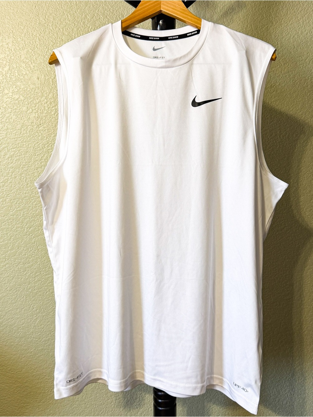 Nike Dri-FIT White Tank Top Like New